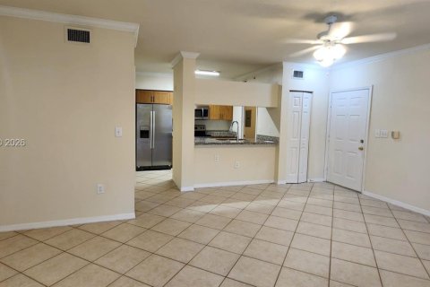 Condo in West Palm Beach, Florida, 1 bedroom  № 2040039 - photo 13