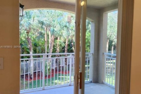 Condo in West Palm Beach, Florida, 1 bedroom  № 2040039 - photo 15