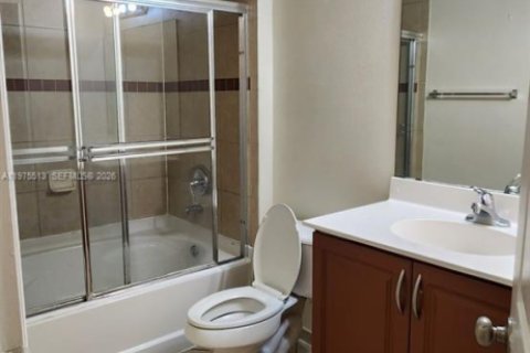 Condo in West Palm Beach, Florida, 1 bedroom  № 2040039 - photo 11