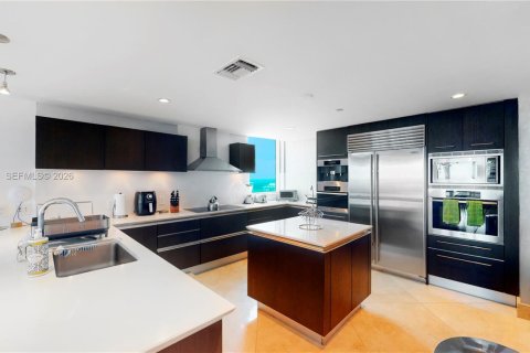 Condo in Sunny Isles Beach, Florida, 4 bedrooms  № 2066831 - photo 4