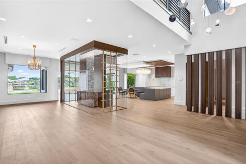 Casa en venta en Saint Petersburg, Florida, 4 dormitorios, 493.31 m2 № 2195132 - foto 6