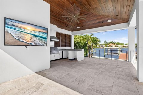 Casa en venta en Saint Petersburg, Florida, 4 dormitorios, 493.31 m2 № 2195132 - foto 25