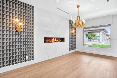 Casa en venta en Saint Petersburg, Florida, 4 dormitorios, 493.31 m2 № 2195132 - foto 18