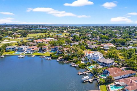 Casa en venta en Saint Petersburg, Florida, 4 dormitorios, 493.31 m2 № 2195132 - foto 5