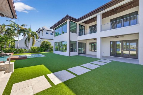 Casa en venta en Saint Petersburg, Florida, 4 dormitorios, 493.31 m2 № 2195132 - foto 27