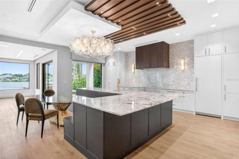 Casa en venta en Saint Petersburg, Florida, 4 dormitorios, 493.31 m2 № 2195132 - foto 14