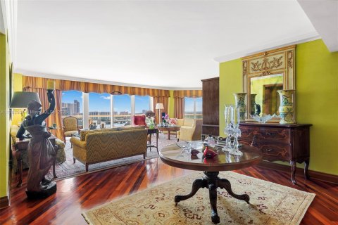 Condo in Aventura, Florida, 3 bedrooms  № 1811587 - photo 5