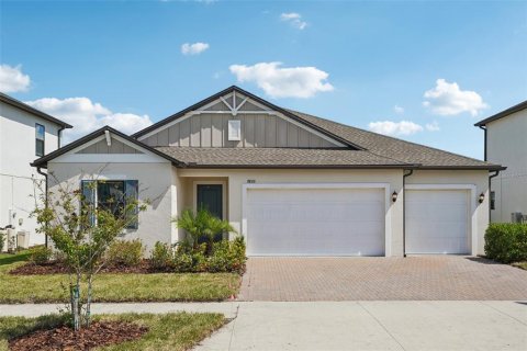 Villa ou maison à louer à Land O' Lakes, Floride: 4 chambres, 246.56 m2 № 1903232 - photo 1