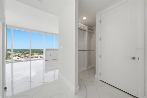 Condo in Tampa, Florida, 3 bedrooms  № 2198899 - photo 30