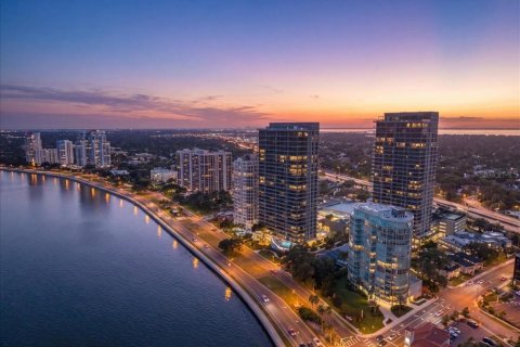 Condo in Tampa, Florida, 3 bedrooms  № 2198899