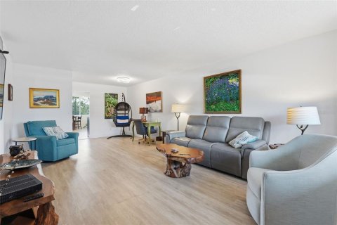 Condominio en venta en Saint Petersburg, Florida, 2 dormitorios, 96.15 m2 № 2213940 - foto 15