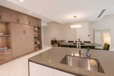 Copropriété à louer à Miami, Floride: 2 chambres, 133.5 m2 № 2168113 - photo 8