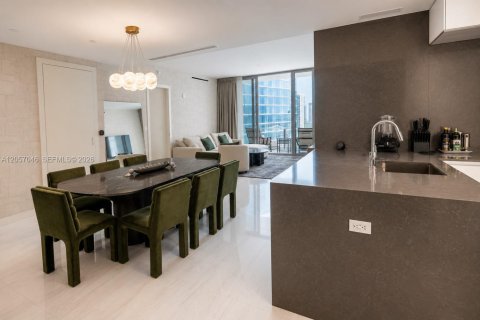 Condo à Miami, Floride, 2 chambres  № 2168113