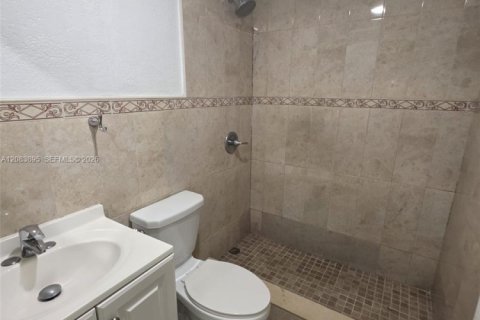 Condo in Hialeah, Florida, 3 bedrooms  № 2353638 - photo 4