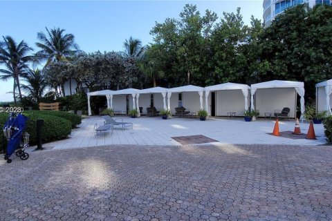 Condominio en alquiler en Hollywood, Florida, 2 dormitorios, 116.22 m2 № 2010382 - foto 18