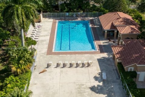 House in Weston, Florida 2 bedrooms, 84.82 sq.m. № 1880220 - photo 28