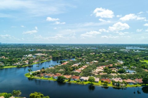 House in Weston, Florida 2 bedrooms, 84.82 sq.m. № 1880220 - photo 29