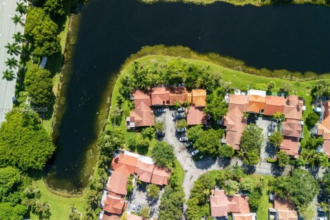 House in Weston, Florida 2 bedrooms, 84.82 sq.m. № 1880220 - photo 22