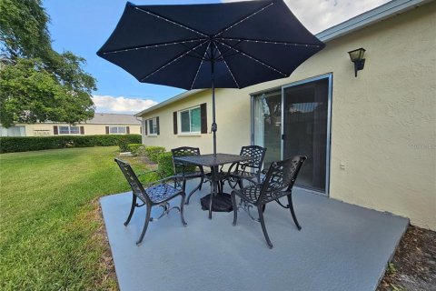 Villa ou maison à vendre à Bradenton, Floride: 2 chambres, 83.61 m2 № 1905562 - photo 14