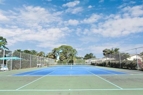 Villa ou maison à vendre à Bradenton, Floride: 2 chambres, 83.61 m2 № 1905562 - photo 25