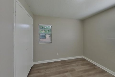 Casa en alquiler en Tampa, Florida, 3 dormitorios, 114.64 m2 № 1910969 - foto 10