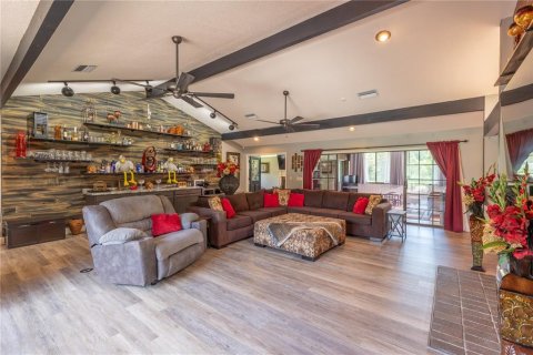 House in Ocala, Florida 4 bedrooms, 376.16 sq.m. № 2209687 - photo 13