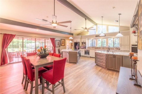 House in Ocala, Florida 4 bedrooms, 376.16 sq.m. № 2209687 - photo 22