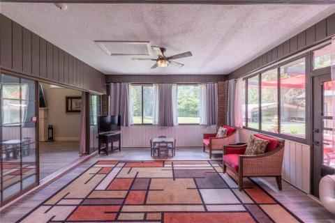 House in Ocala, Florida 4 bedrooms, 376.16 sq.m. № 2209687 - photo 19