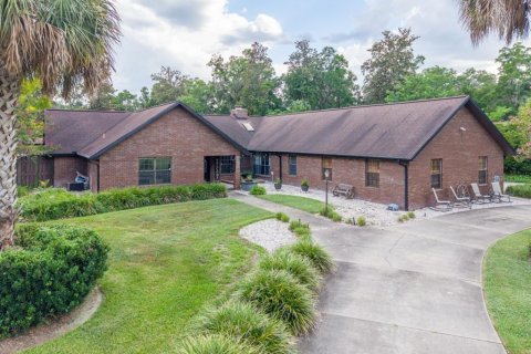 Casa en Ocala, Florida 4 dormitorios, 376.16 m2 № 2209687
