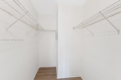 Снять в аренду кондоминиум в Хомстед, Флорида 2 спальни, 75.72м2, № 2005460 - фото 12