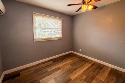 Casa en venta en Mount Dora, Florida, 4 dormitorios, 135.17 m2 № 2148600 - foto 21