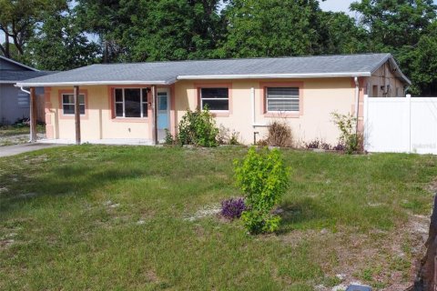 Casa en venta en Mount Dora, Florida, 4 dormitorios, 135.17 m2 № 2148600 - foto 3