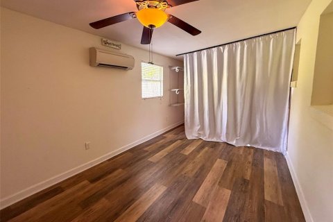 Casa en venta en Mount Dora, Florida, 4 dormitorios, 135.17 m2 № 2148600 - foto 15