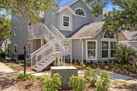 Copropriété à vendre à New Smyrna Beach, Floride: 2 chambres, 80.27 m2 № 1631290 - photo 1