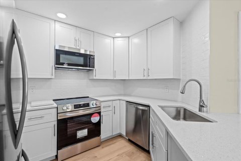 Copropriété à vendre à New Smyrna Beach, Floride: 2 chambres, 80.27 m2 № 1631290 - photo 4