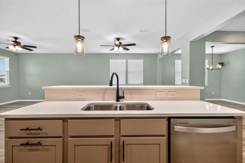 House in Palm Coast, Florida 3 bedrooms, 175.68 sq.m. № 1903847 - photo 30