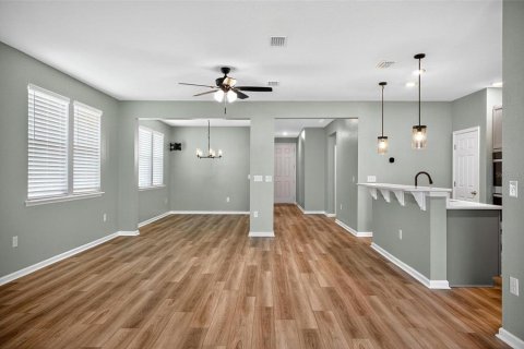 House in Palm Coast, Florida 3 bedrooms, 175.68 sq.m. № 1903847 - photo 16