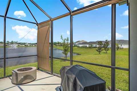 House in Palm Coast, Florida 3 bedrooms, 175.68 sq.m. № 1903847 - photo 3