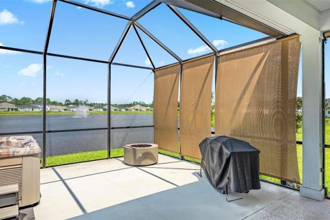 House in Palm Coast, Florida 3 bedrooms, 175.68 sq.m. № 1903847 - photo 4