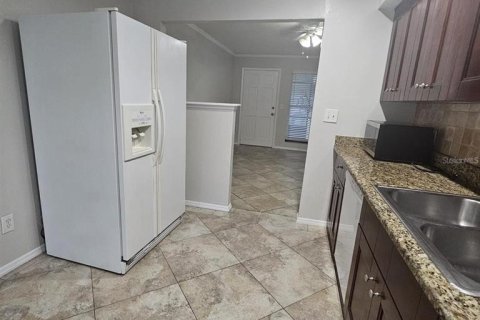 Apartamento en alquiler en Bradenton, Florida, 2 dormitorios, 76.55 m2 № 2230272 - foto 5