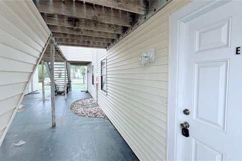 Condo in Oldsmar, Florida, 2 bedrooms  № 2308167