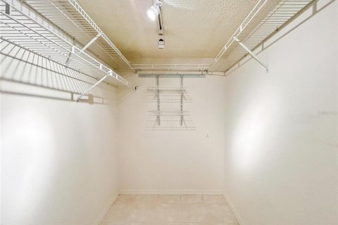 Villa ou maison à vendre à New Port Richey, Floride: 3 chambres, 212.75 m2 № 2091825 - photo 19