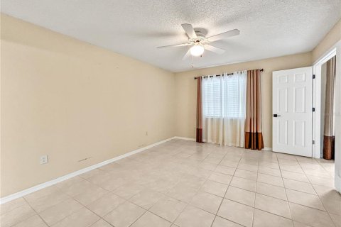 Villa ou maison à vendre à New Port Richey, Floride: 3 chambres, 212.75 m2 № 2091825 - photo 23