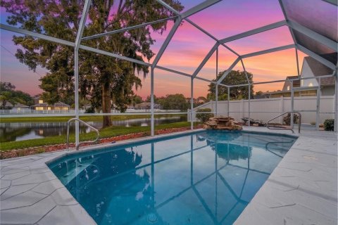 Villa ou maison à vendre à New Port Richey, Floride: 3 chambres, 212.75 m2 № 2091825 - photo 2