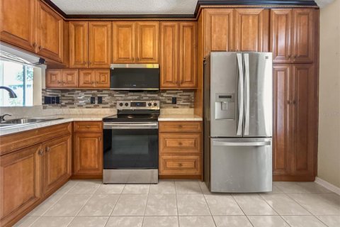 Villa ou maison à vendre à New Port Richey, Floride: 3 chambres, 212.75 m2 № 2091825 - photo 13