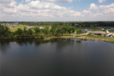 Terreno en Tavares, Florida № 2195343