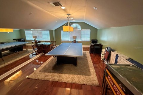 House in Apopka, Florida 4 bedrooms, 342.72 sq.m. № 2198269 - photo 26