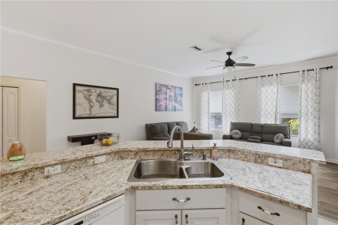 Villa ou maison à vendre à Palm Coast, Floride: 4 chambres, 311.04 m2 № 2349729 - photo 14