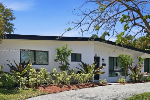 Villa ou maison à Lighthouse Point, Floride 4 chambres № 2073334