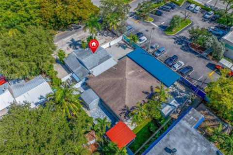 Commercial property in Hollywood, Florida 261.24 sq.m. № 2091027 - photo 25